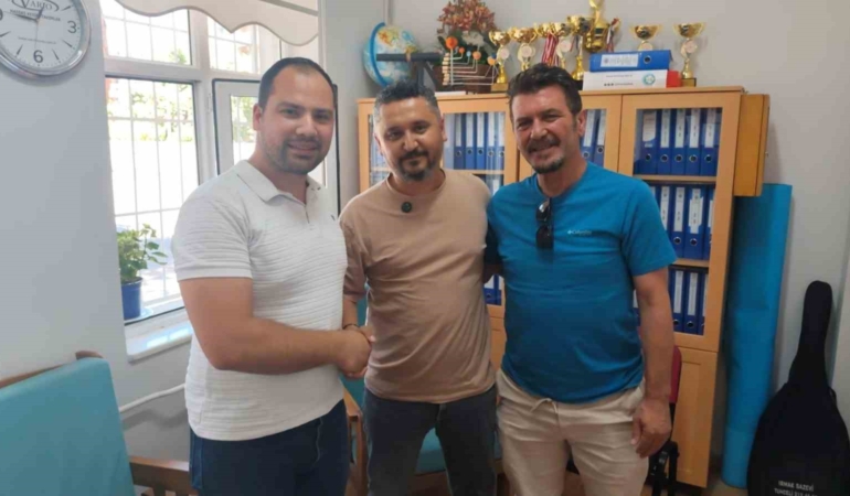 ormani-korurken-bir-can-kurtardilar-CGQqKFE1.jpg