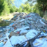ormanlik-alanlara-atilan-moloz-ve-insaat-atiklarina-vatandas-tepkisi-1VAmY8TS.jpg