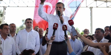 ozgur-ozel-bayindirda-ureticilerle-bulustu-3qRau2t7.jpg