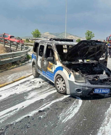 polis-araci-alevlere-teslim-oldu-vrjZBAKL.jpg