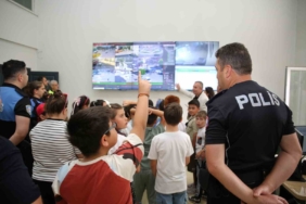 polisten-miniklere-egitim-IVTVp77M.jpg