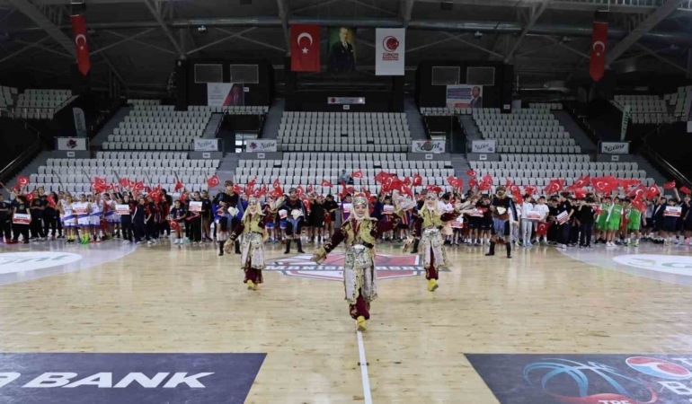 potada-turkiye-heyecani-manisada-basladi-T3gyAcTI.jpg