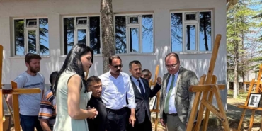 resim-sergisi-buyuk-ilgi-gordu-RZ8VRXFe.jpg