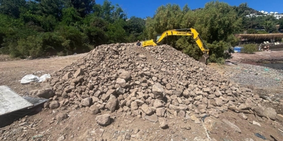 sahile-beton-dokumune-150-bin-tl-ceza-SZuUagvY.jpg