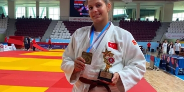 salihlili-hira-kilkis-turkiye-sampiyonu-oldu-kaCLKQ7R.jpg