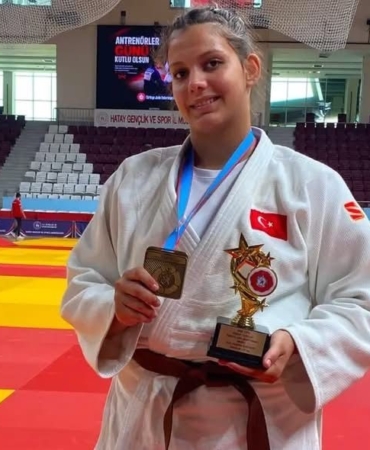 salihlili-hira-kilkis-turkiye-sampiyonu-oldu-kaCLKQ7R.jpg