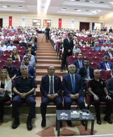 sanal-kumar-tehlikesine-dikkat-ceken-vali-kosger-benim-hanimi-bile-kumar-bagimlisi-yapacaklar-Ulz4dI6I.jpg