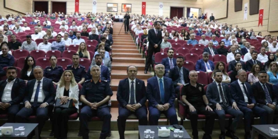 sanal-kumar-tehlikesine-dikkat-ceken-vali-kosger-benim-hanimi-bile-kumar-bagimlisi-yapacaklar-Ulz4dI6I.jpg