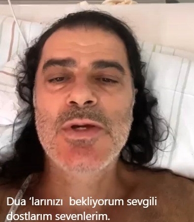 sanatci-efe-gungor-sevenlerinden-dua-bekliyor-XvZSdvfD.jpg