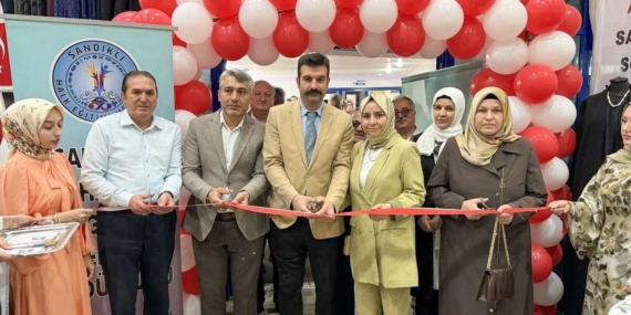 sandiklida-hayat-boyu-ogrenme-sergisi-acildi-sRjrHyTN.jpg