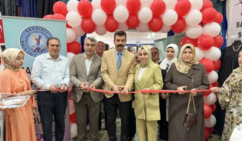 sandiklida-hayat-boyu-ogrenme-sergisi-acildi-sRjrHyTN.jpg