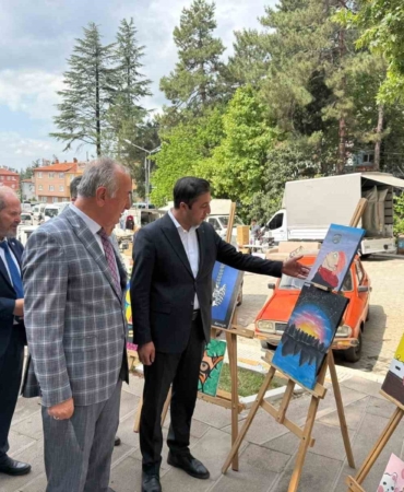 saphanede-yilsonu-hayir-carsisi-ve-sergi-yogun-ilgi-gordu-OSJKsL2A.jpg