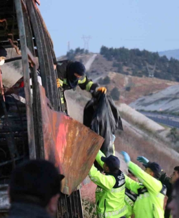 saraykoydeki-otobus-faciasinda-olu-sayisi-9a-yukseldi-EEld9r8H.jpg