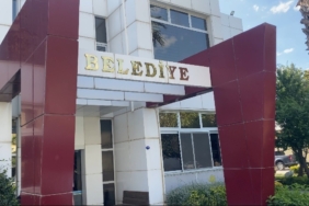 seferihisar-belediyesine-yonelik-operasyonda-7-supheli-adliyede-cuV9mVOP.jpg