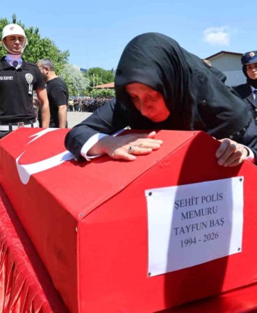sehit-polise-esinden-yurekleri-daglayan-veda-Ml6HOtka.jpg