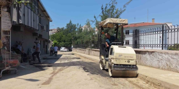 sehzadelerde-altyapisi-tamamlanan-sokaklar-asfaltlaniyor-1A49EbnH.jpg