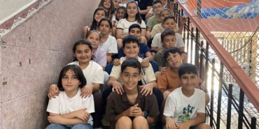 sevincle-huznu-birlikte-yasadilar-CUQmkUlj.jpg