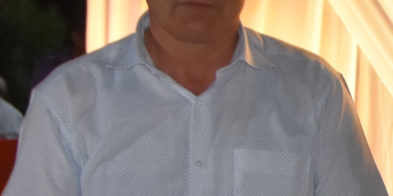 sigindigi-agaca-yildirim-dusen-ciftci-hayatini-kaybetti-wOqOjFm3.jpg