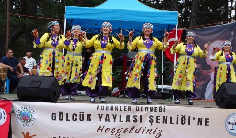simav-golcuk-yaylasinda-yoruk-senligi-egQqVD4x.jpg