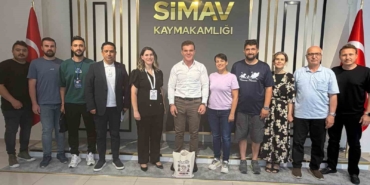 simav-kaymakami-karaloglu-yunanistanli-uzman-ve-ogretmenleri-kabul-etti-pCBtqOy5.jpg