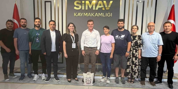 simav-kaymakami-karaloglu-yunanistanli-uzman-ve-ogretmenleri-kabul-etti-pCBtqOy5.jpg