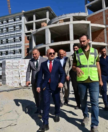 sokede-kyk-erkek-ogrenci-yurdunda-calismalar-hiz-kesmeden-suruyor-FX9eiQx9.jpg
