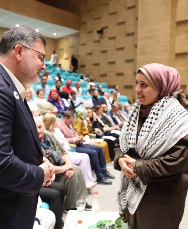 srebrenitsanin-sessizliginden-gazzenin-feryadina-aci-ayni-gozyasi-ayni-pFdijJ7u.jpg
