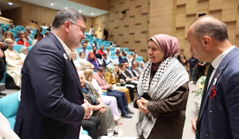 srebrenitsanin-sessizliginden-gazzenin-feryadina-aci-ayni-gozyasi-ayni-pFdijJ7u.jpg