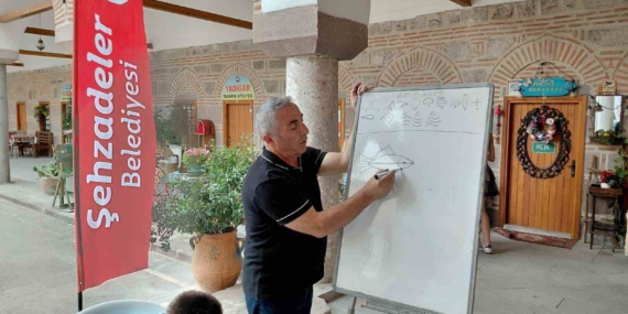tarihi-kursunlu-handa-sanatin-izinde-yeni-yetenekler-yetisiyor-7plfTSiA.jpg