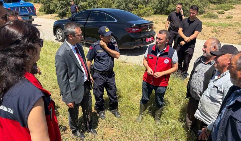 tarim-arazilerinde-hasar-tespit-calismalari-suruyor-IzGpCeq6.jpg