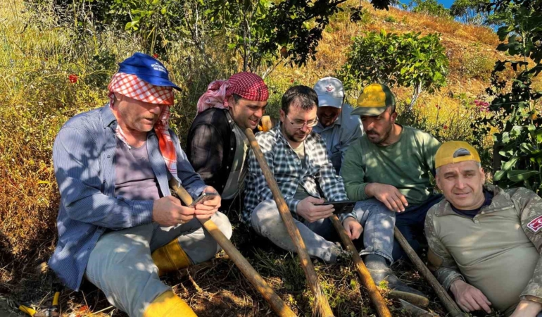 tarlada-mesaiye-milli-mac-arasi-aswbHBHb.jpg