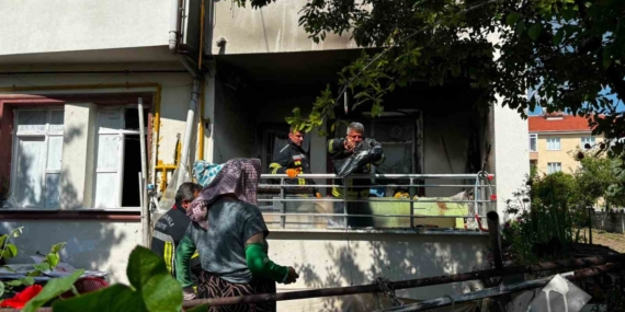 tavsanlida-balkon-yangini-panigi-hrcGJyS4.jpg