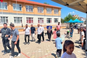 tavsanlida-okulda-hayir-carsisi-duzenlendi-kx4TLDkO.jpg
