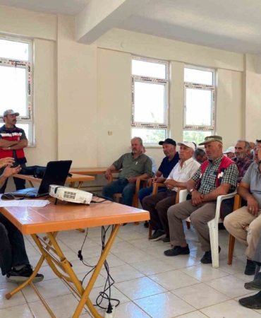 tavsanlida-ureticilere-bitki-koruma-urunleri-uygulama-belgesi-egitimi-4tSPZ5pT.jpg