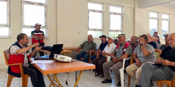 tavsanlida-ureticilere-bitki-koruma-urunleri-uygulama-belgesi-egitimi-4tSPZ5pT.jpg