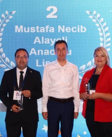 tertemiz-yarinlar-okullardan-baslar-yarismasinda-gediz-ruzg-ri-il21k8e5.jpg