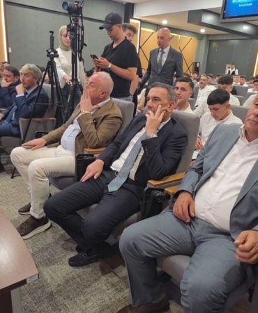 tobb-kutahya-osb-mesleki-ve-teknik-anadolu-lisesi-ilk-mezunlarini-verdi-VR7GETuB.jpg