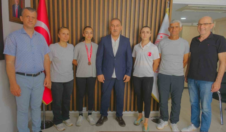turkiye-ucuncusu-bisikletci-hena-aydina-dondu-dSClijWv.jpg