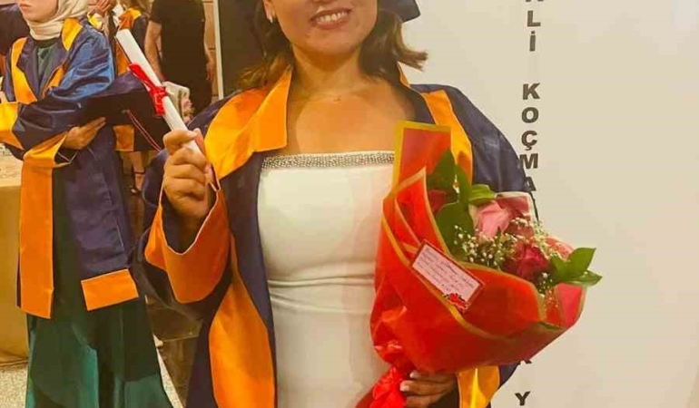 uc-cocuk-annesi-manisali-azmiyle-ornek-oldu-3rbWaG8Z.jpg