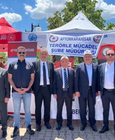 universite-gencligine-teror-tuzaklarina-karsi-el-ele-uyarisi-djXjDR5y.jpg