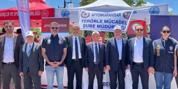 universite-gencligine-teror-tuzaklarina-karsi-el-ele-uyarisi-djXjDR5y.jpg