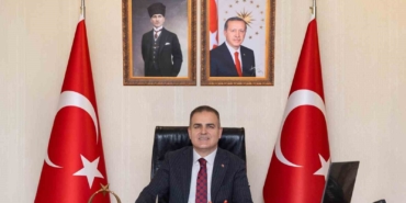 vali-akbiyik-mavi-vatanimiza-kararlilikla-sahip-cikiyoruz-sXU5IDDv.jpg