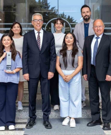 yasar-universitesine-altin-odul-VTxfHHuu.jpg