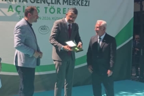 yesilay-onursal-baskani-nuri-cetin-genclige-yapilan-yatirim-gelecege-yapilan-yatirimdir-fFcqJqPH.jpg