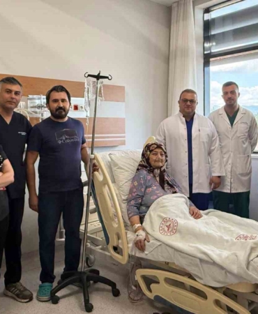 yuksek-riskli-hastaya-bolgesel-anastezi-ile-operasyon-MrwSb7Qs.jpg