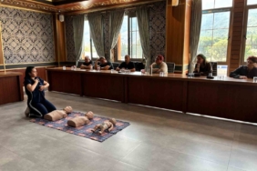yunusemre-belediyesi-personeline-ilkyardim-egitimi-HBPmuiUy.jpg