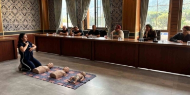 yunusemre-belediyesi-personeline-ilkyardim-egitimi-HBPmuiUy.jpg