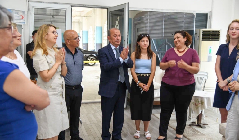 yunusemre-belediyesinde-alzheimer-hastalarina-destek-olanlara-tesekkur-MOTOCalj.jpg