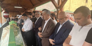3-ay-sonra-dugunu-olacakti-baba-ve-ogul-gozyaslariyla-son-yolculuguna-ugurlandi-se18PbhD.jpg