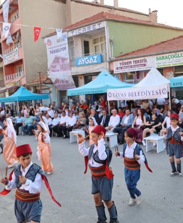 30-kizilcaboluk-kultur-sanat-tekstil-ve-moda-festivali-coskuyla-basladi-FuJbaZs8.jpg